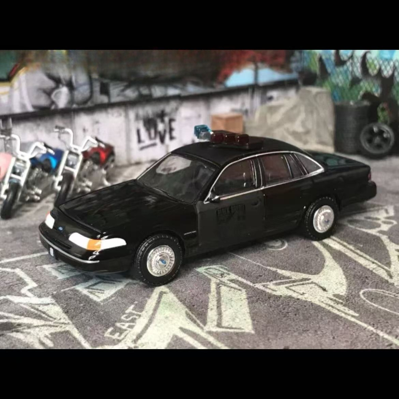 Kids Toys Victoria - Greenlight 1:64 1992 Ford couronne Victoria