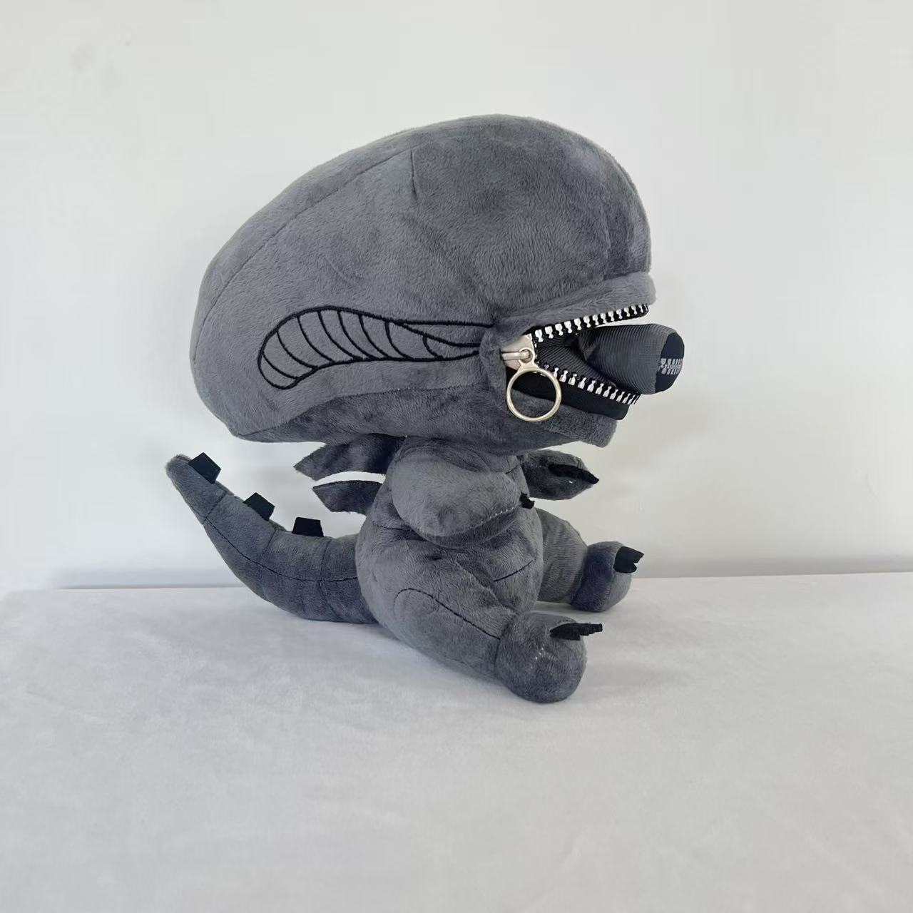 Xenomorph Kids Toys - Jouet en peluche Alien Xenomorph avec