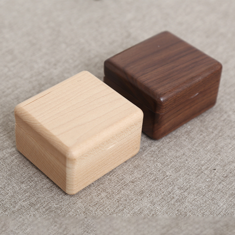 Boîte à musique en bois gravée - Kids Toys Manufacturers avis et prix
